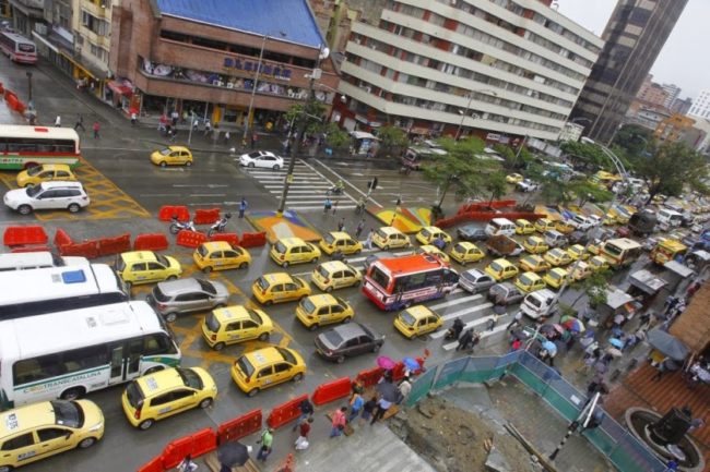 CAOS VEHICULAR en MEDELLIN