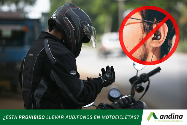 Está prohibido conducir con cascos con bluetooth motocicletas?